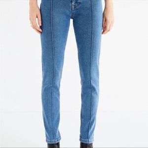 BDG High Rise Twig Front Seam Jeans Size 29